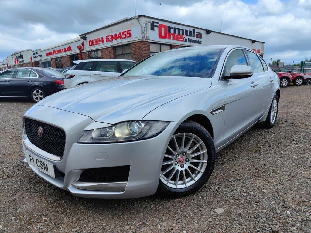 2017 Jaguar XF 2.0TD Prestige (180ps) Saloon 4d 1999cc
