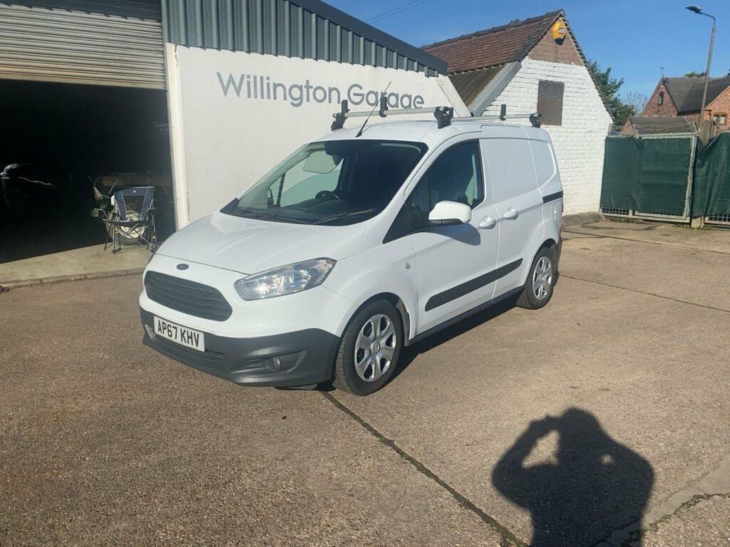 2018 Ford Transit Courier 1.5TDCi Trend (75PS)(EU6) Panel