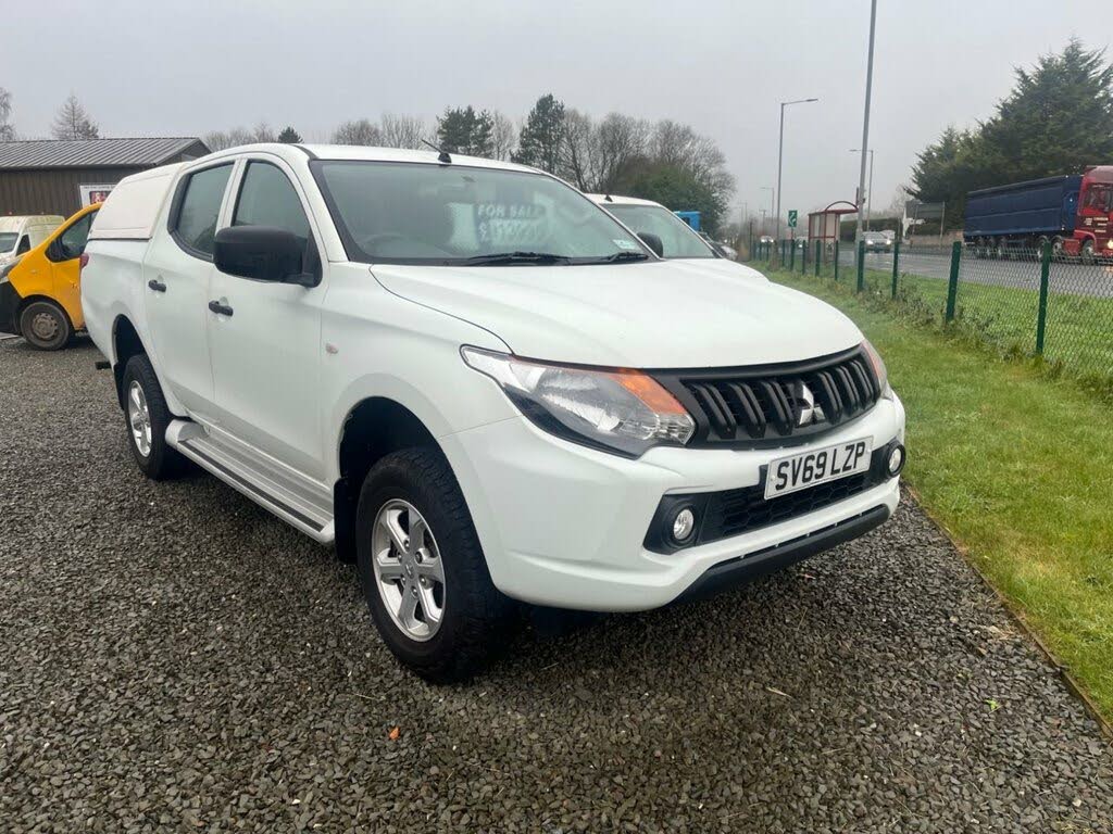 2019 Mitsubishi L200 2.4DI-D 4Life (Eu6b) Double Pickup