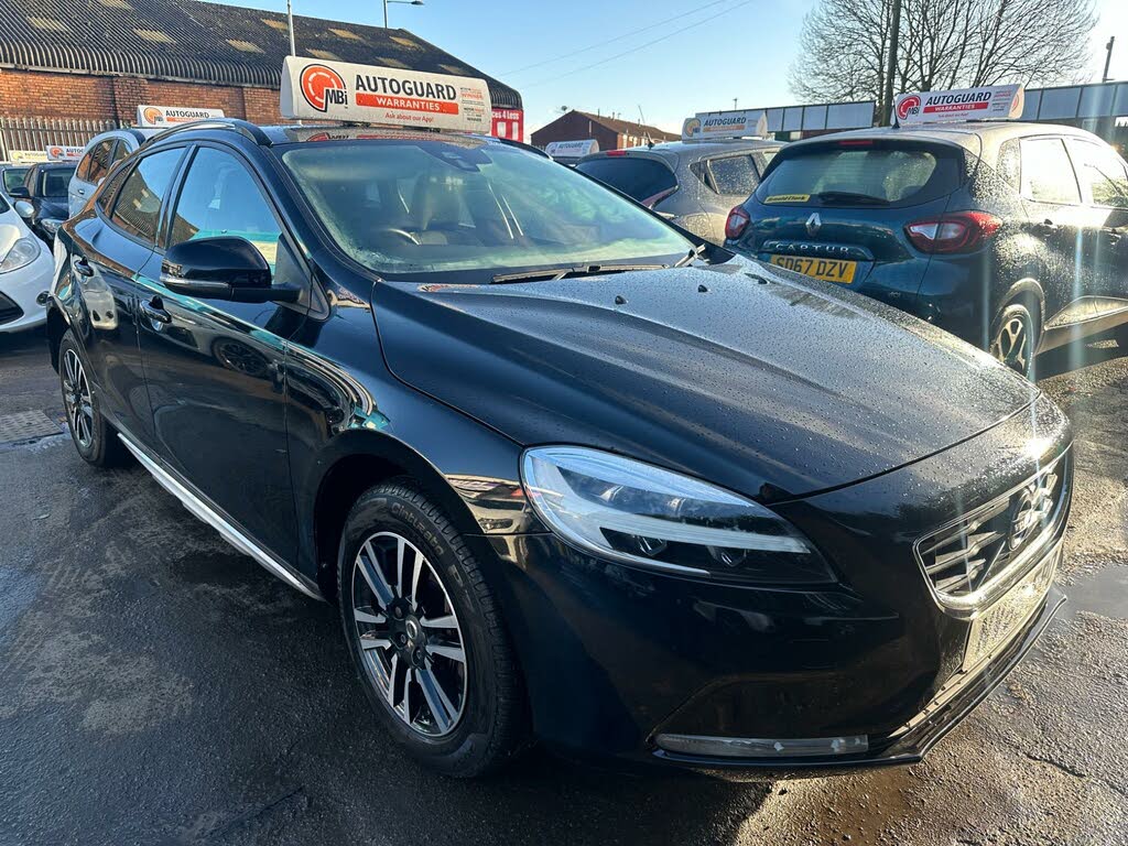 2016 Volvo V40 2.0 T3 Cross Country