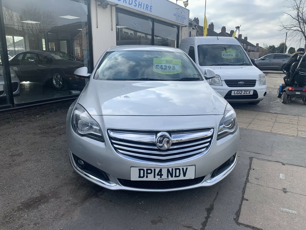 2014 Vauxhall Insignia 2.0CDTi Design (140ps) ecoFLEX (s/s) Hatchback 5d