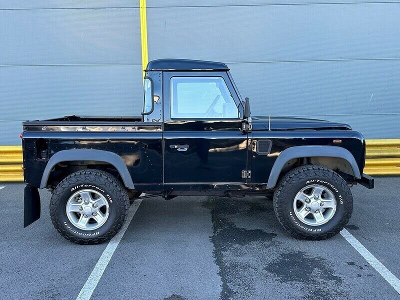 2004 Land Rover 90 Defender 2.5TD Td5 Pick-Up