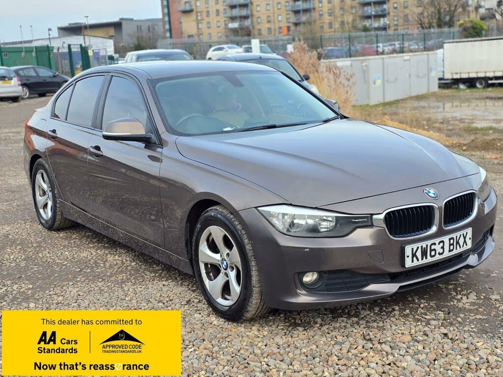 2014 BMW 3 Series 2.0TD 320d EfficientDynamics Saloon 4d
