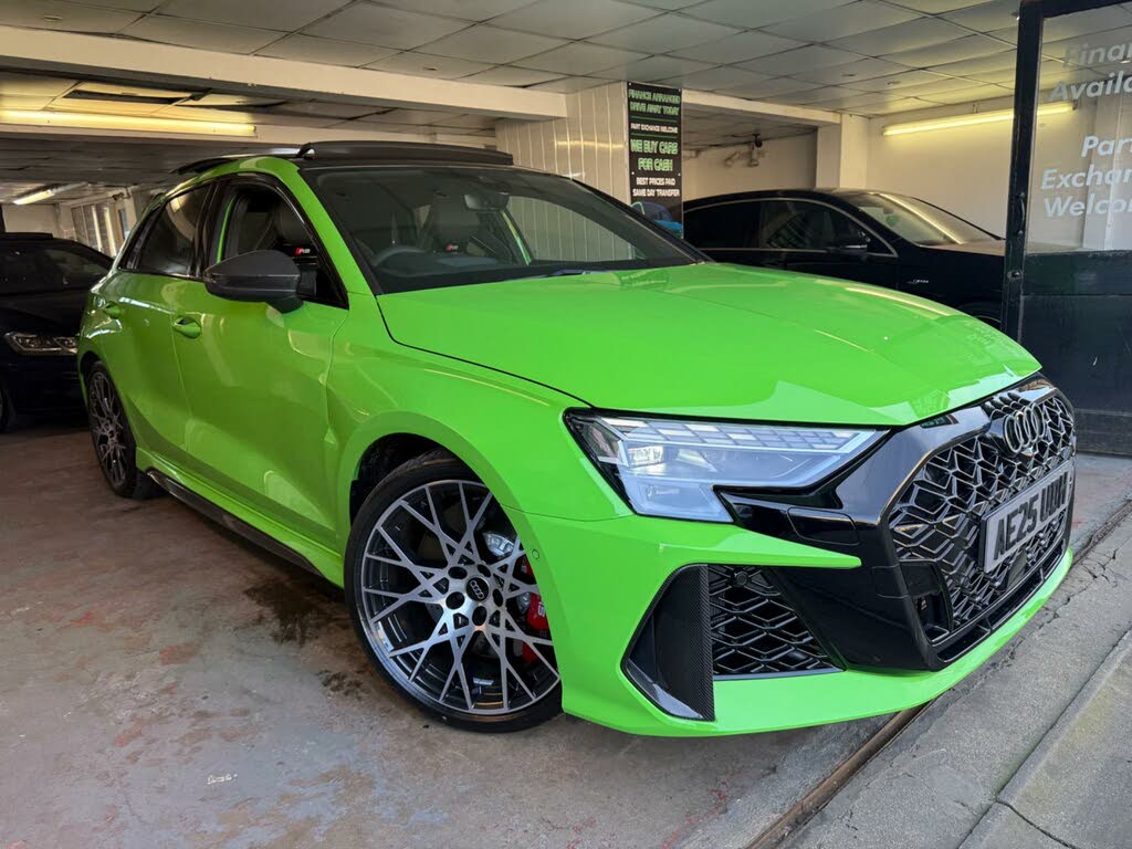 2025 Audi RS3 2.5 TFSI Carbon Vorsprung Sportback 5d
