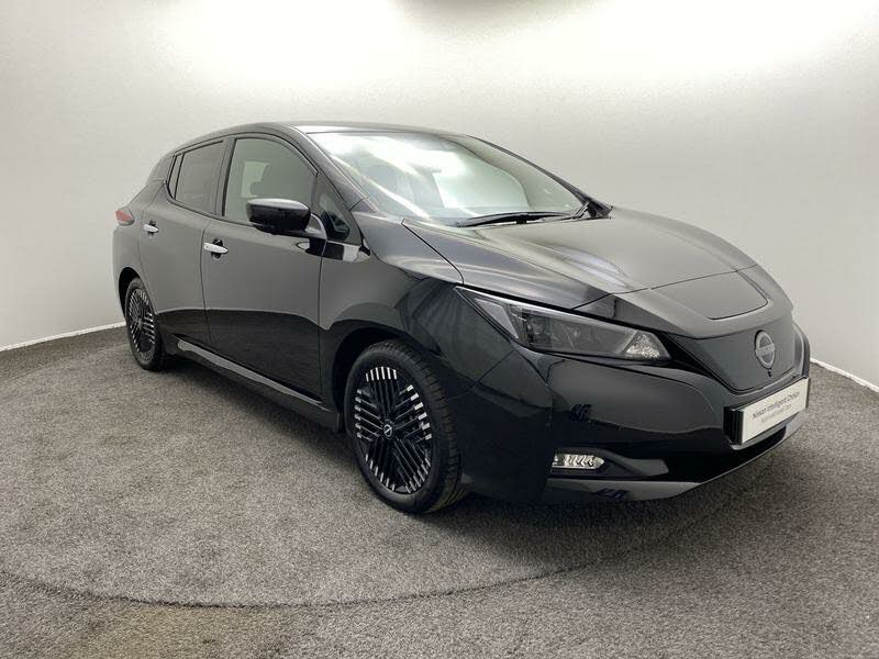 2024 Nissan Leaf E Tekna (39kWh)