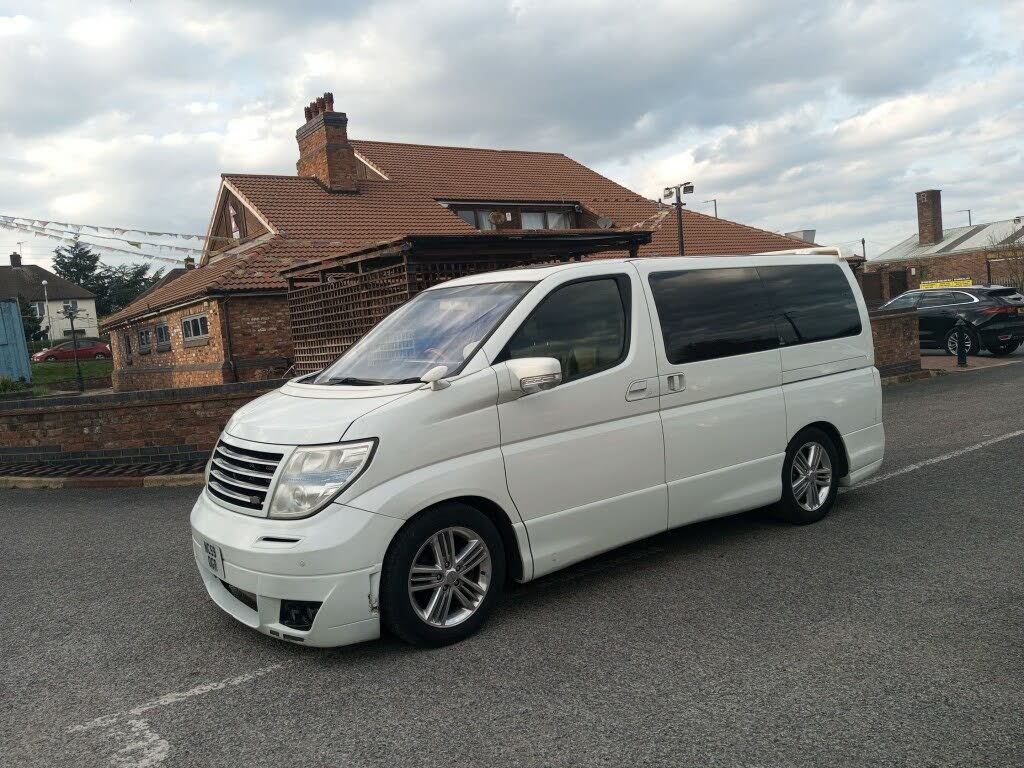 2009 Nissan Elgrand E51 Highway Star MPV FWD