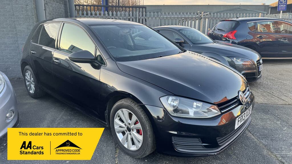2013 Volkswagen Golf 1.6TDI S (s/s) Hatchback 5d