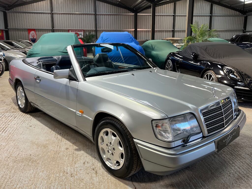 1995 Mercedes-Benz E-Class 3.2 E320 Cabriolet 2d auto