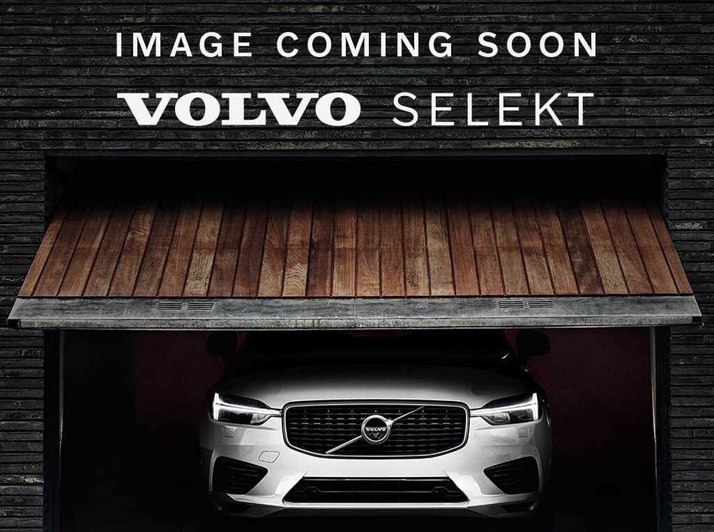 2025 Volvo XC40 2.0 B3 Ultimate