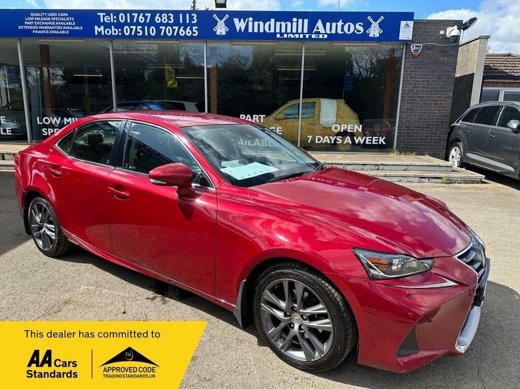 2017 Lexus IS 300h 2.5 Advance