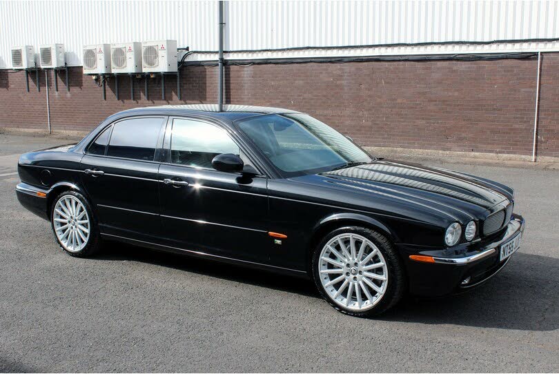 2005 Jaguar XJ Series 4.2 XJR