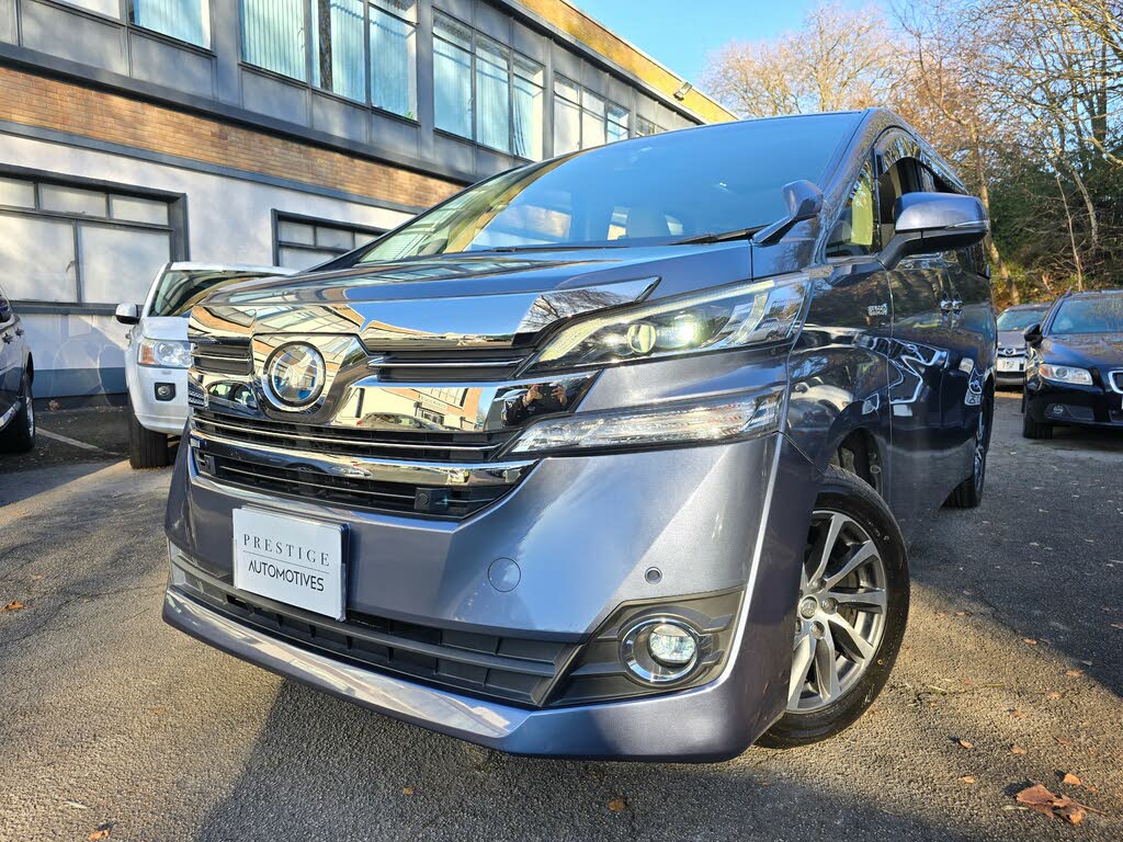 2017 Toyota Vellfire 2.5 Hybrid E-Four