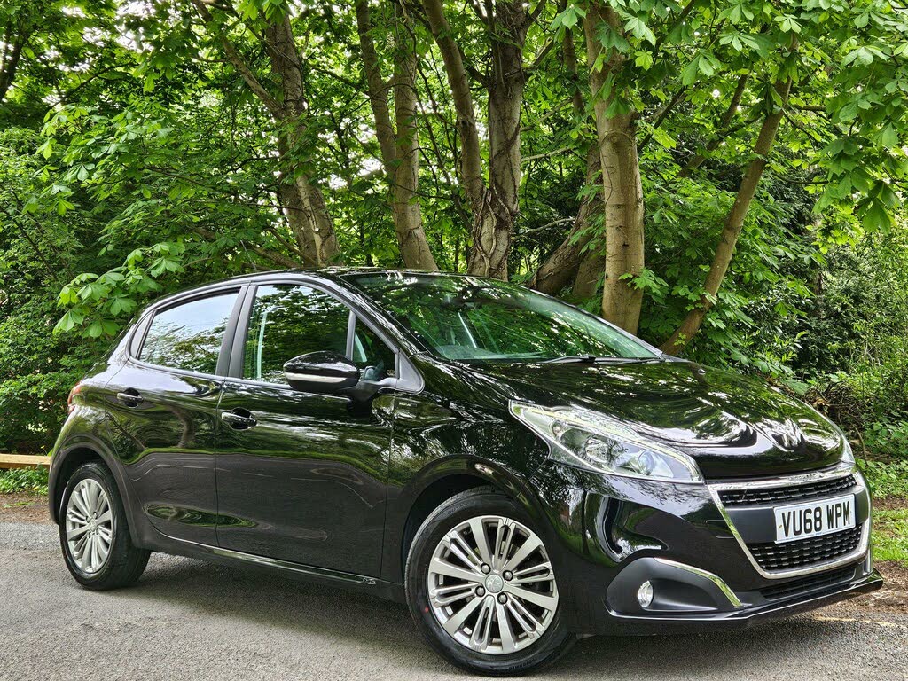 2018 Peugeot 208 1.2 PureTech Signature