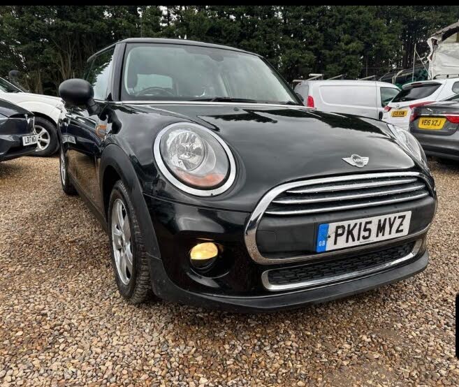 2015 MINI Mini 1.2 One (Media XL)(s/s) 3d