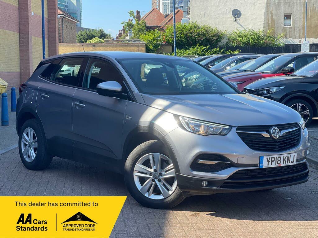2018 Vauxhall Grandland X 1.2 SE (130ps)