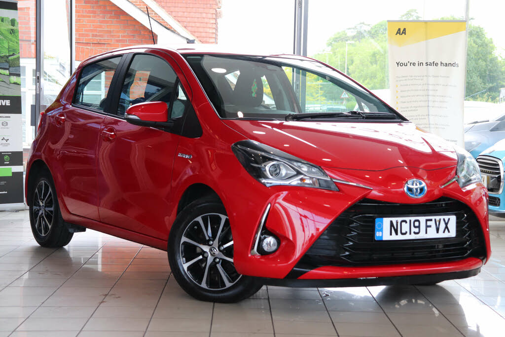 2019 Toyota Yaris 1.5 VVT-i Icon Tech (98bhp) Hybrid 1497cc E-CVT