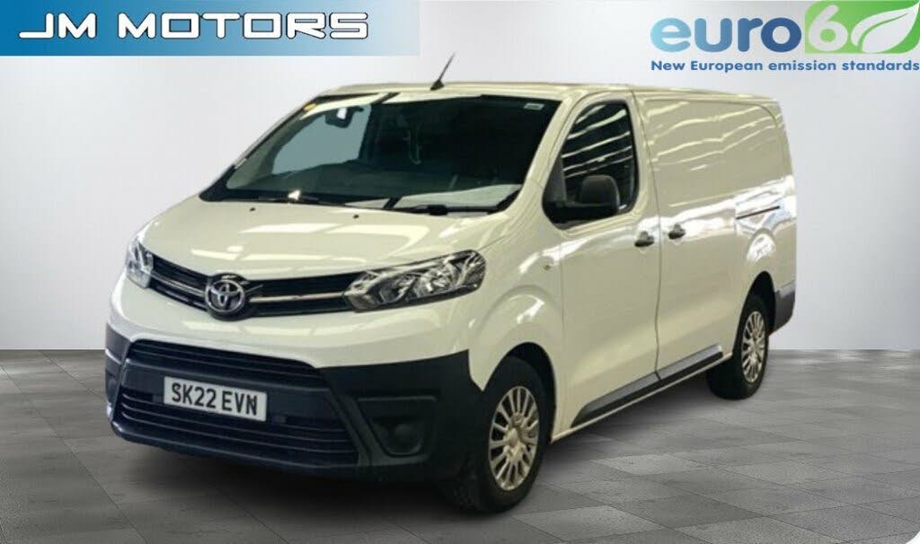 2022 Toyota PROACE 2.0D Icon Medium (Premium Pack) Panel