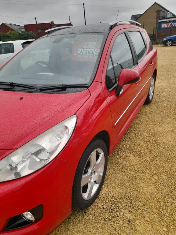 2010 Peugeot 207 SW 1.6 Sport (09)