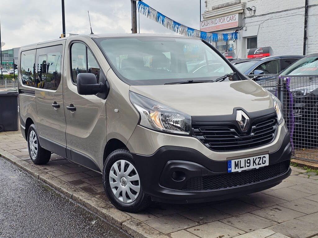 2019 Renault Trafic 1.6dCi SL27 120 Business (Eu6c) Bus 9 seats