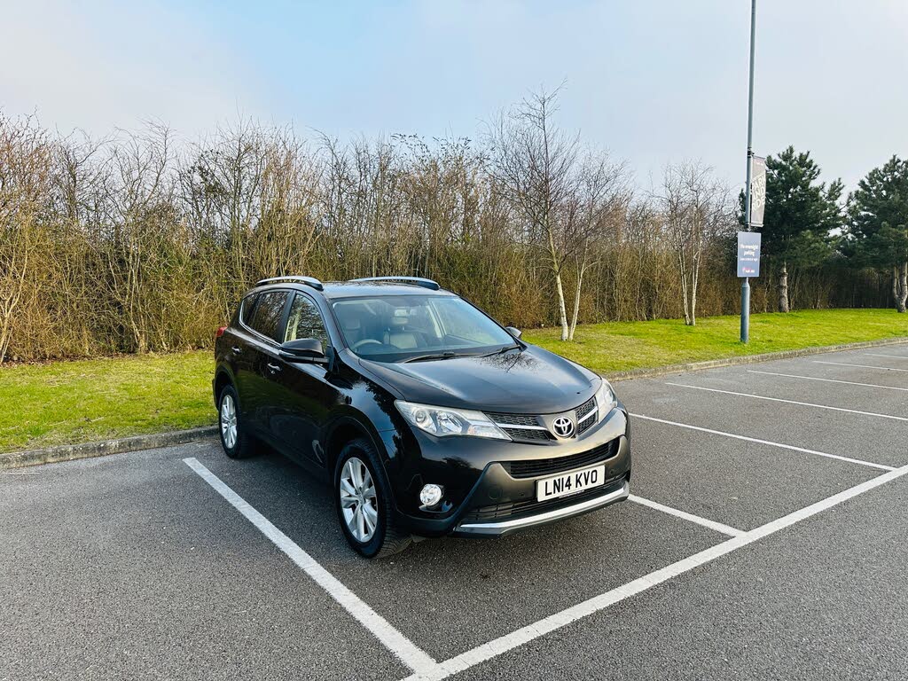 2014 Toyota RAV4 2.0TD Invincible (2WD)