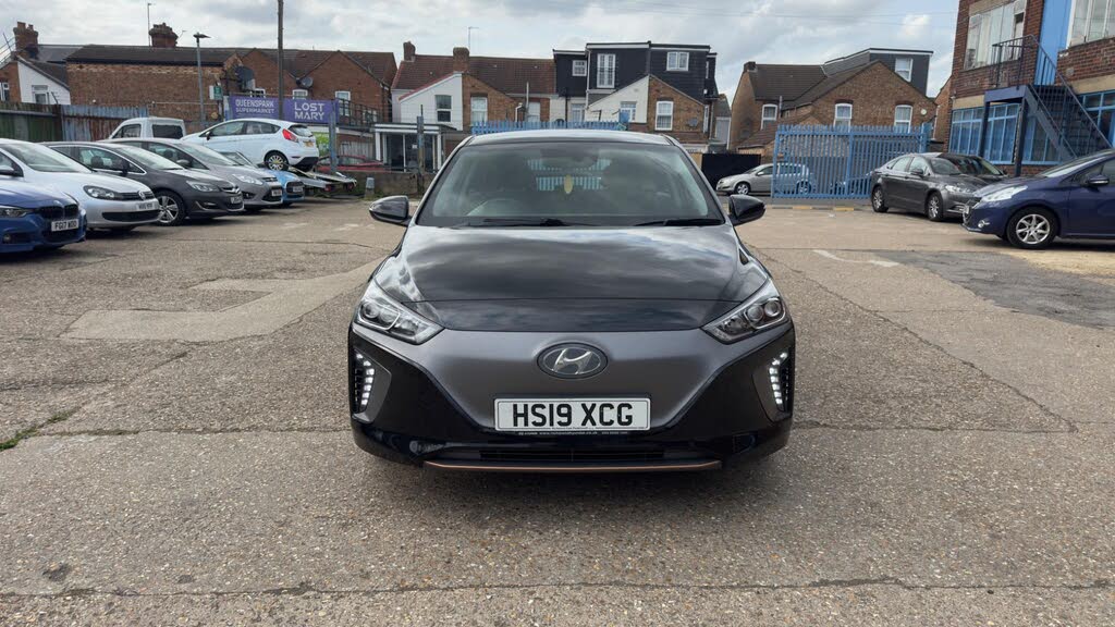 2019 Hyundai IONIQ E Premium Electric (88kw)