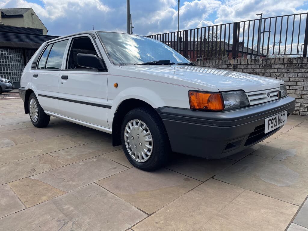 1989 Nissan Sunny 1.6 GSX (94bhp) Hatchback 5d Auto