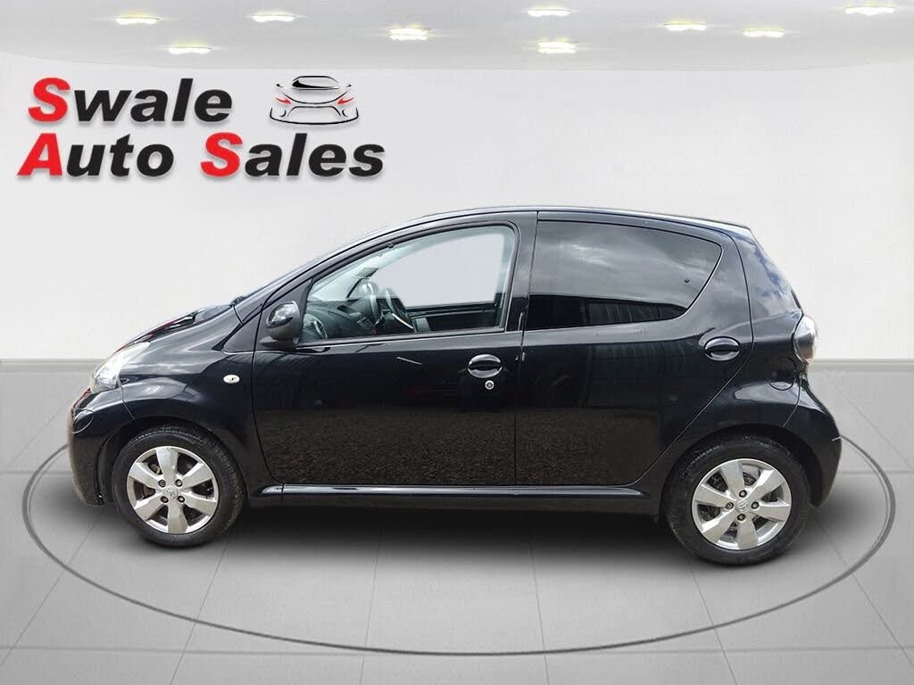 2012 Toyota AYGO 1.0 AYGO Fire 5d