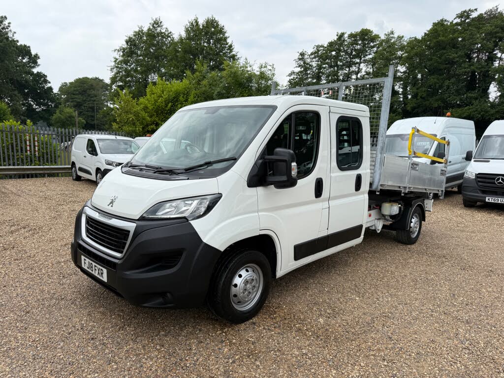 2018 Peugeot Boxer 2.0 BlueHDi 335 L3 (130bhp)(EU6) Crewcab Tipper (BFB)