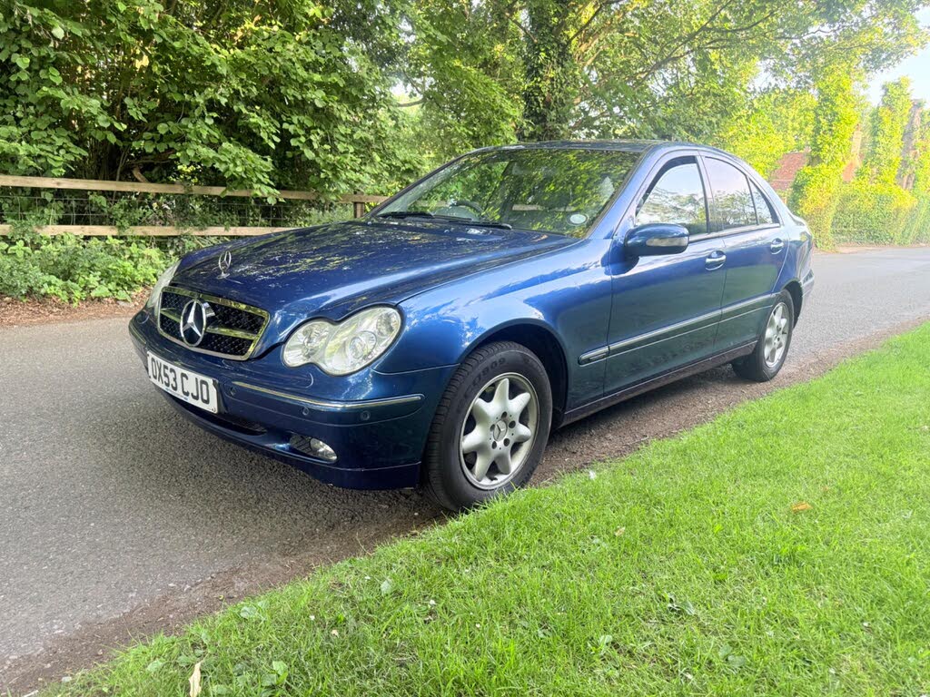 2004 Mercedes-Benz C-Class 1.8 C180 Kompressor Elegance SE Saloon 4d auto