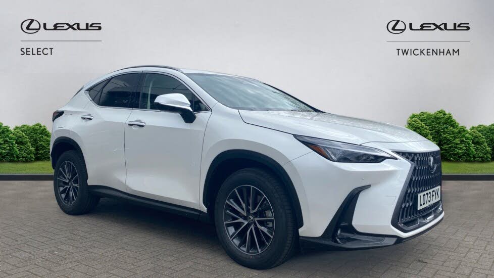 2023 Lexus NX 450h+ 2.5 NX Pack)