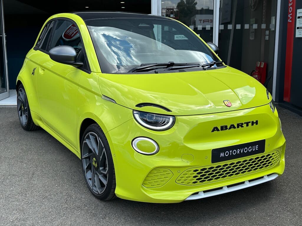2024 Abarth 500 E 500e Turismo