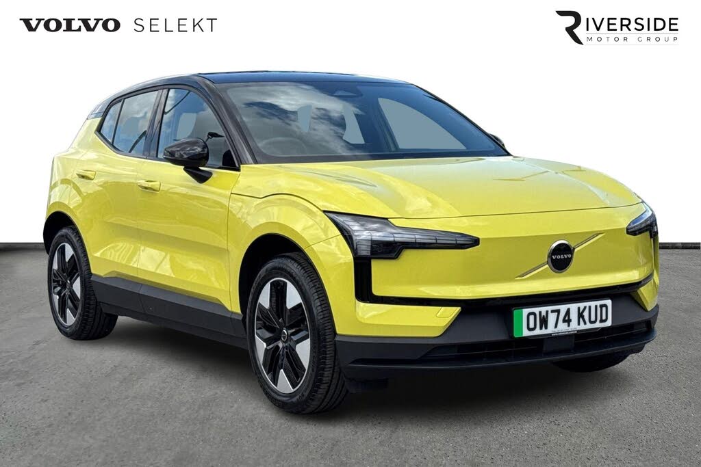 2024 Volvo EX30 E Single Motor Plus