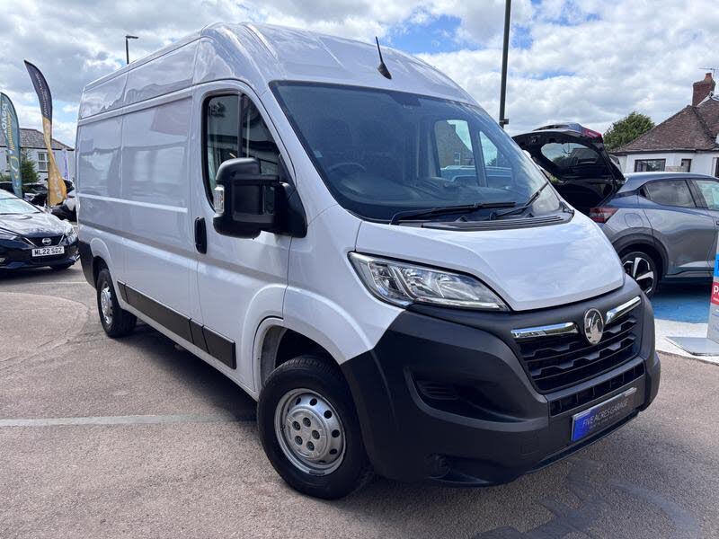 2022 Vauxhall Movano 2.2CDTi L2 H2 3500 Dynamic