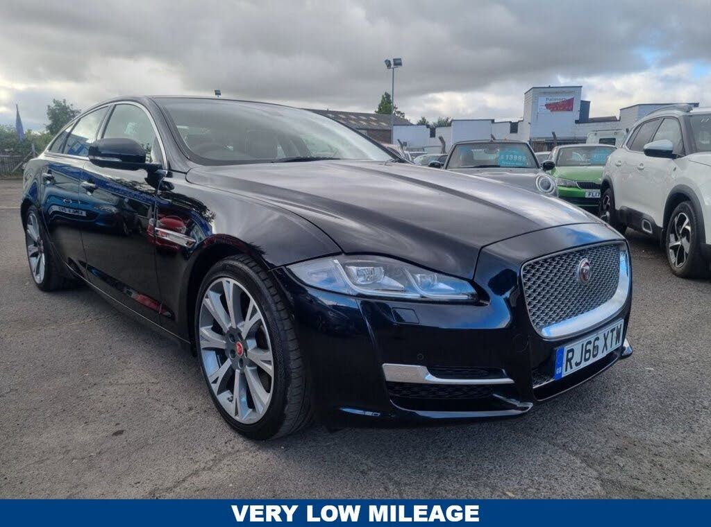 2016 Jaguar XJ Series 3.0TD XJ Premium Luxury SWB Saloon