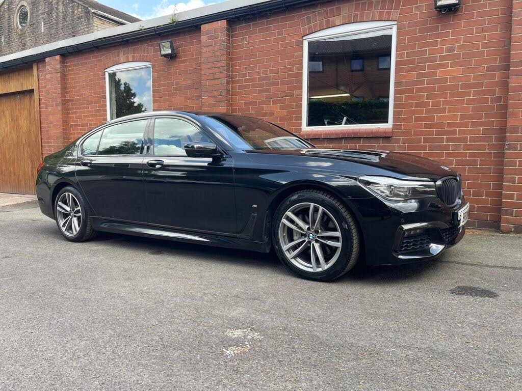 2018 BMW 7 Series 2.0 740e M Sport 1998cc
