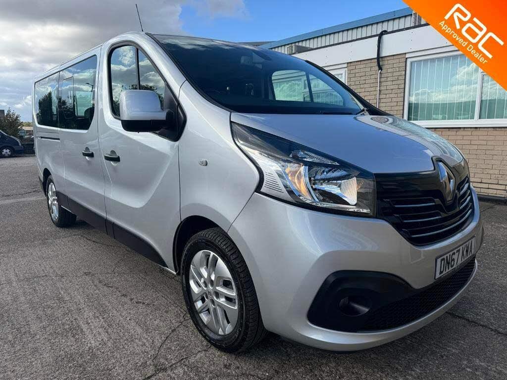 2018 Renault Trafic 1.6dCi LL29 125 Sport Nav Energy 125(Eu6) Minibus 9 seats