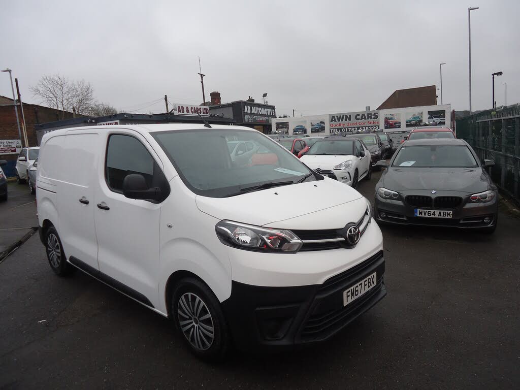 2018 Toyota PROACE 1.6D Base Compact