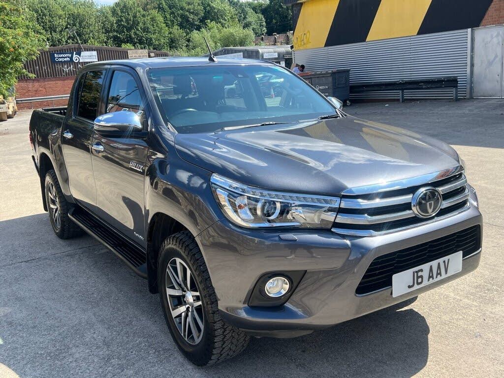 2019 Toyota Hi-Lux 2.4D Invincible