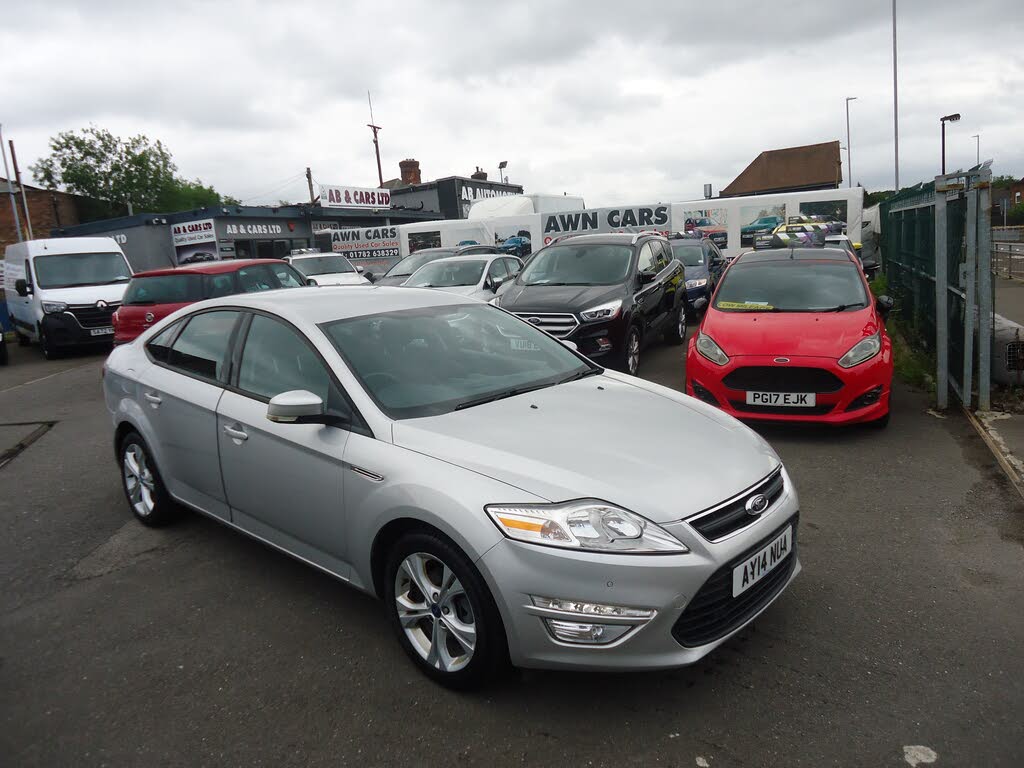 2014 Ford Mondeo 1.6 Graphite (160ps) EcoBoost (s/s) Hatchback