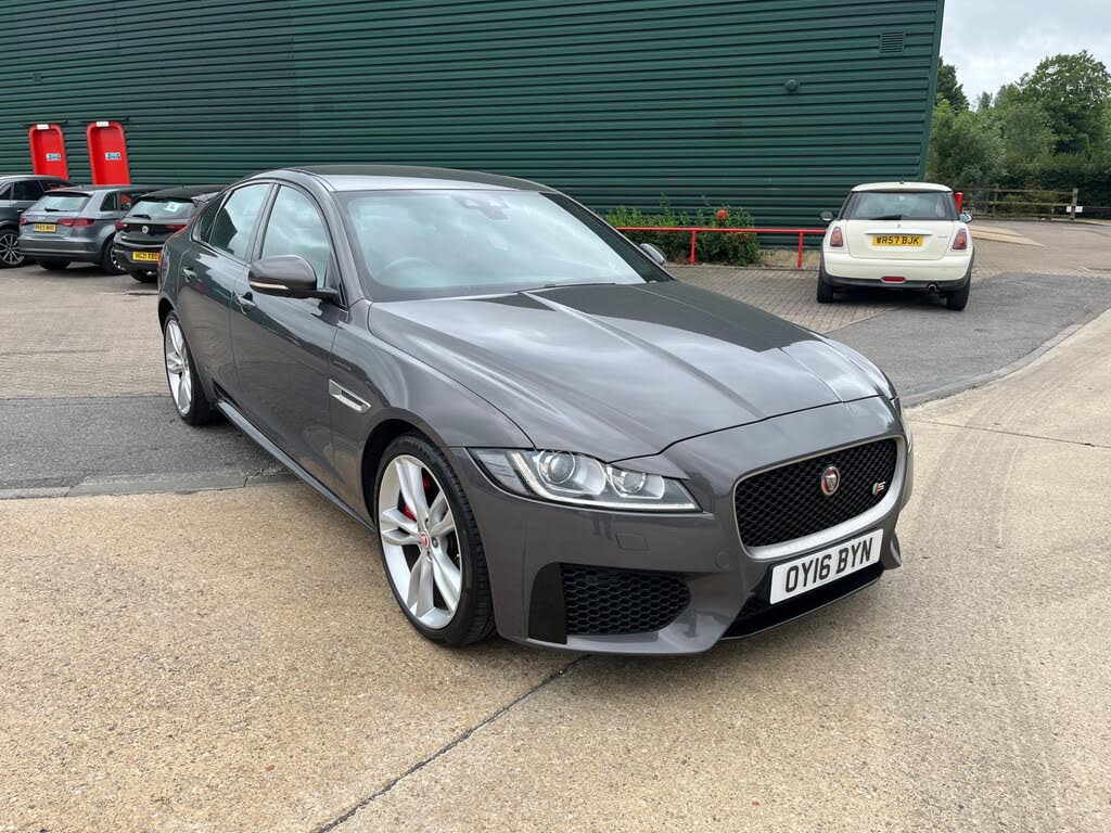 2016 Jaguar XF 3.0TD S
