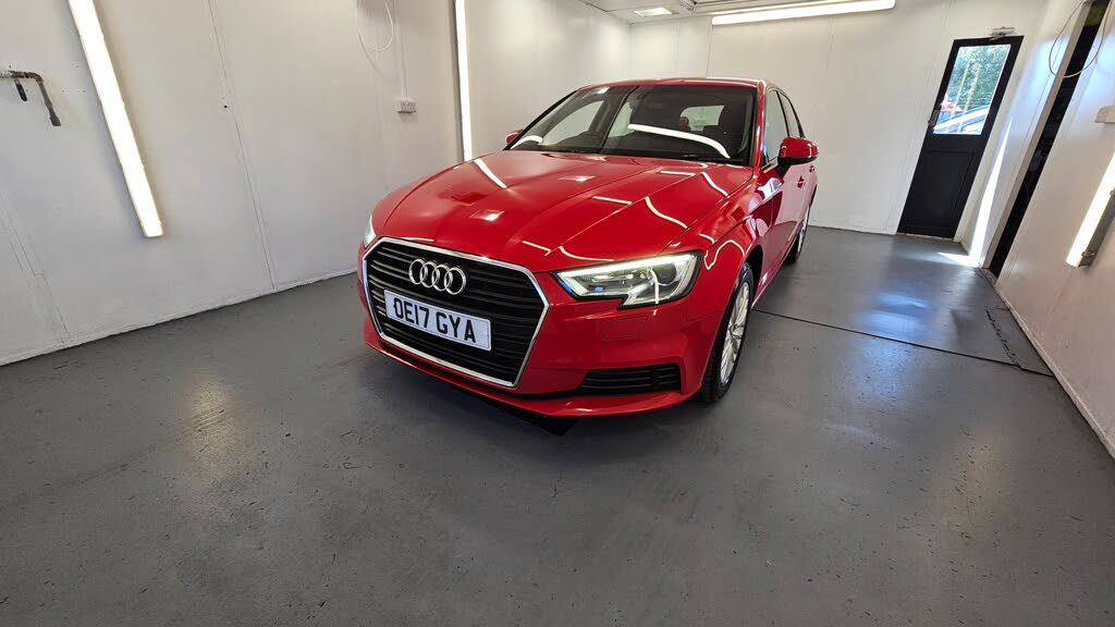 2017 Audi A3 2.0 TDI SE Technik Sportback 5d S Tronic