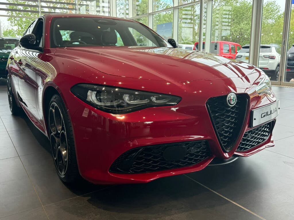 2024 Alfa Romeo Giulia 2.0 Sprint (276bhp)