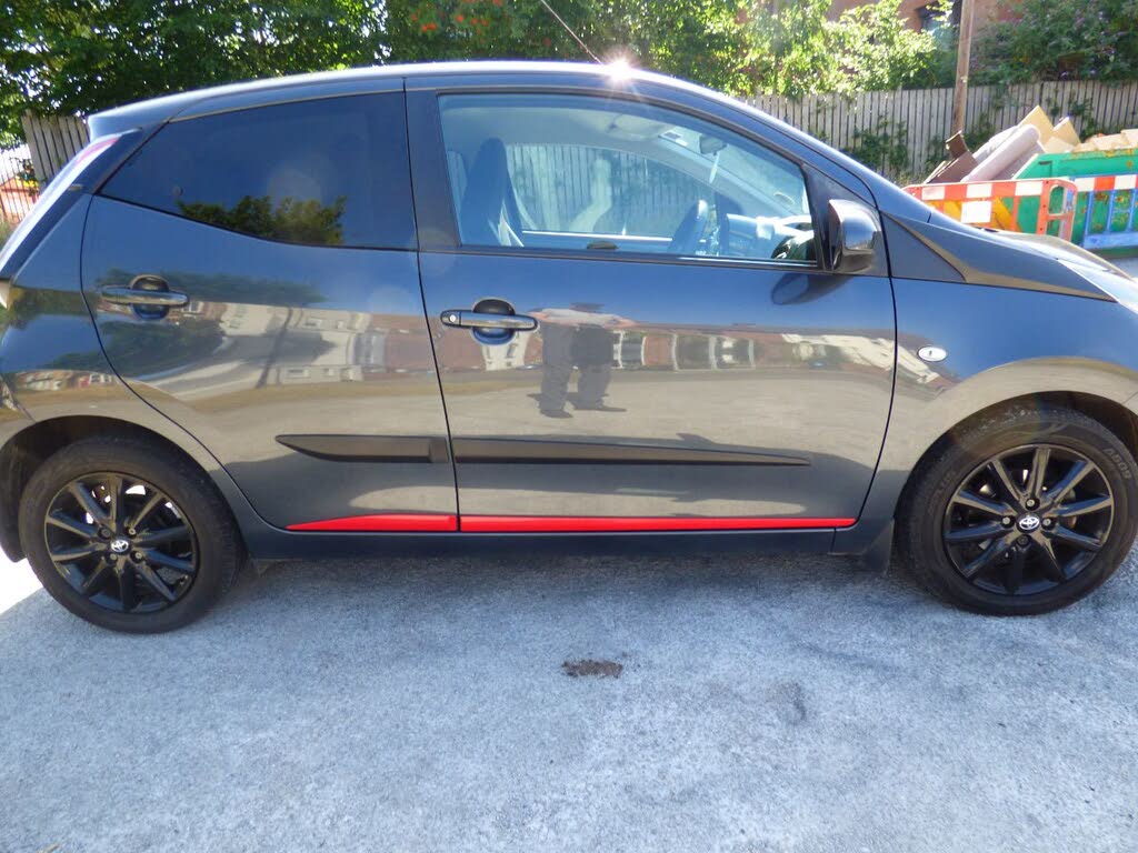 2017 Toyota AYGO 1.0 VVT-i x-press (71bhp) x-shift