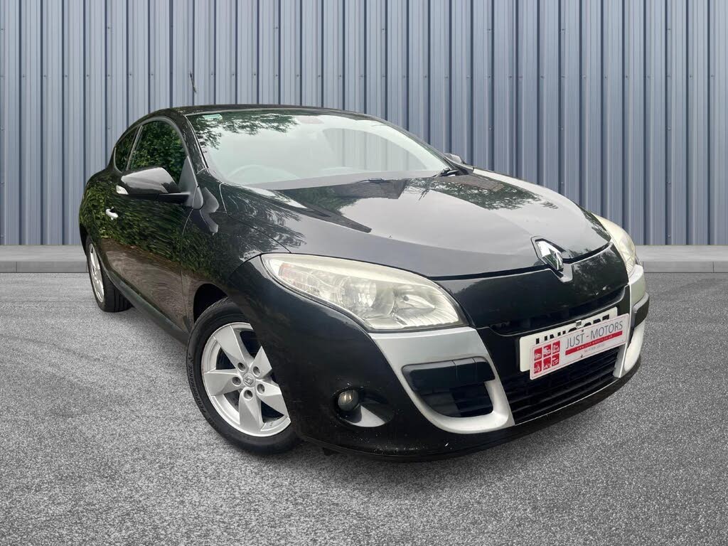 2010 Renault Megane 1.5TD Dynamique Tom Tom 1.5dCi (106bhp) Coupe 2d