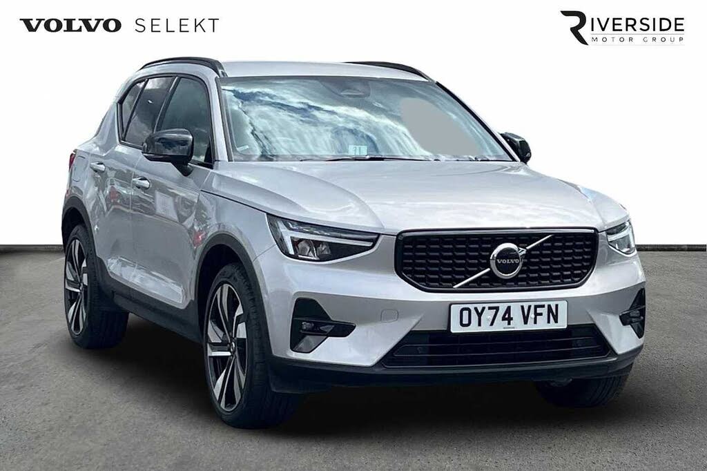2024 Volvo XC40 2.0 B4 Plus