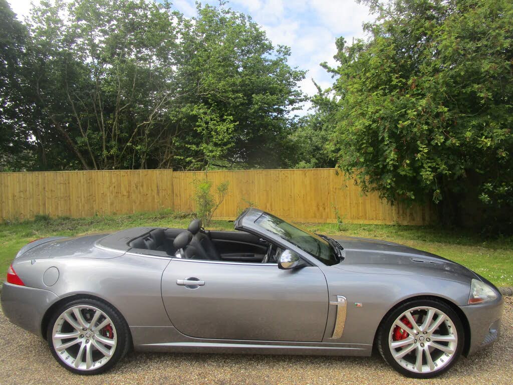 2006 Jaguar XKR
