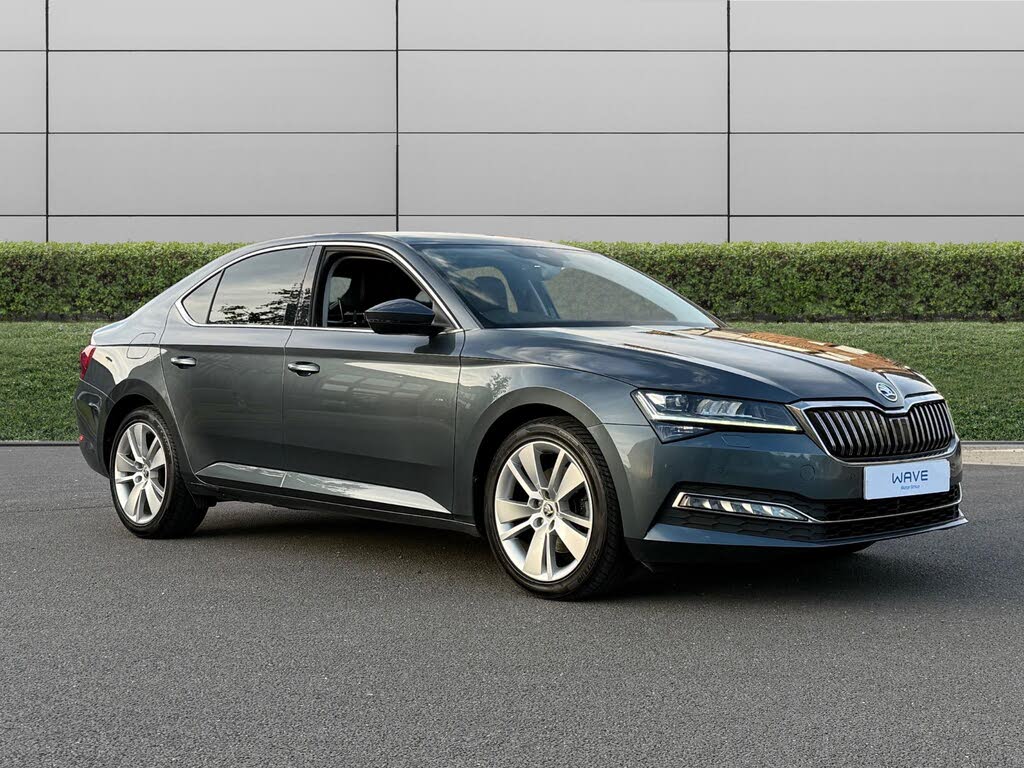2020 Skoda Superb 2.0 TSI SE L Hatchback