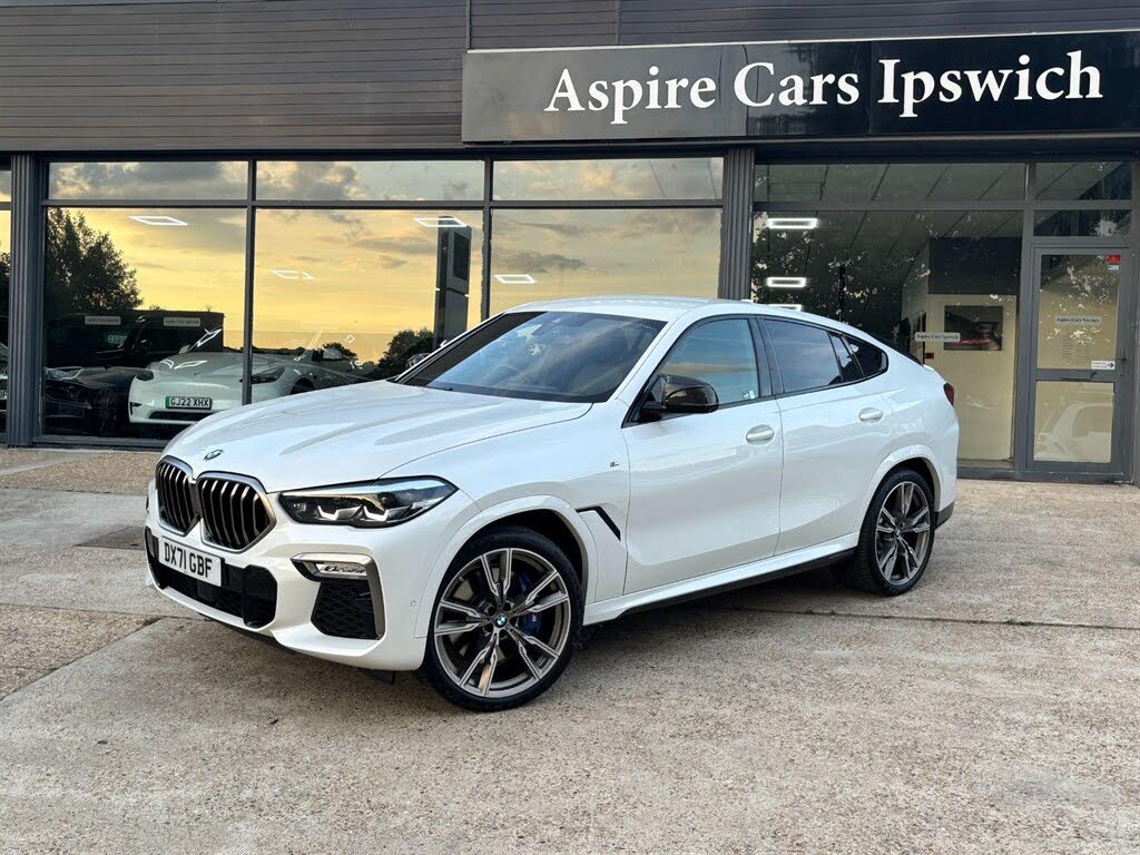 2021 BMW X6 4.4 M50i