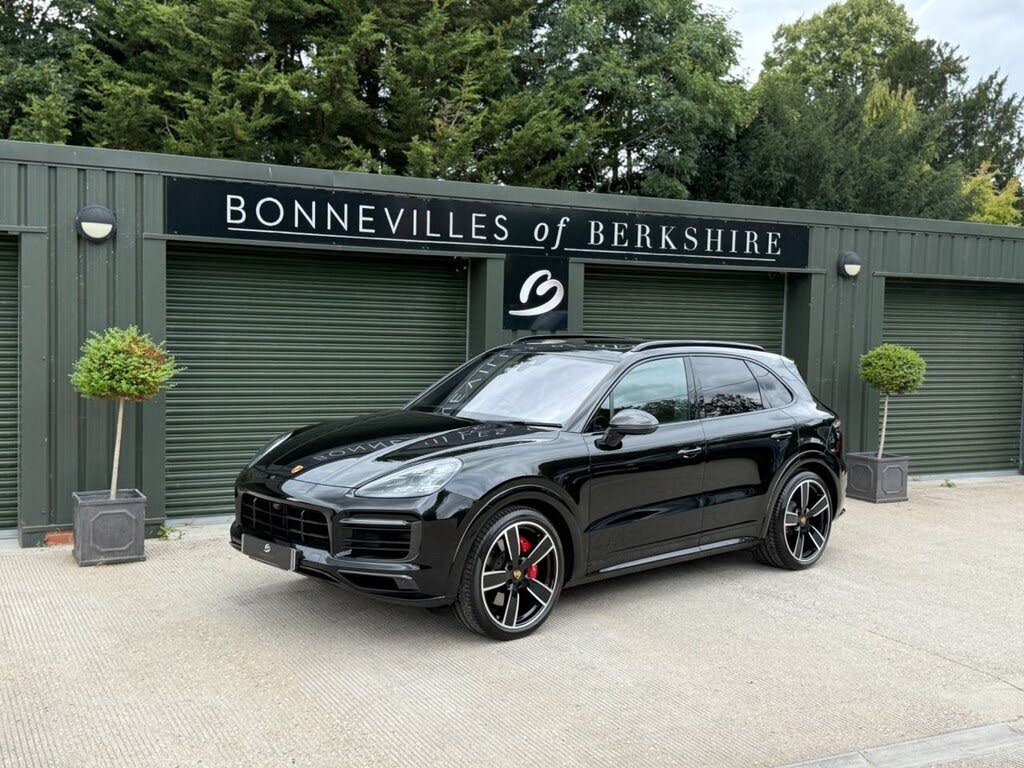 2023 Porsche Cayenne 4.0 V8 GTS Station Wagon