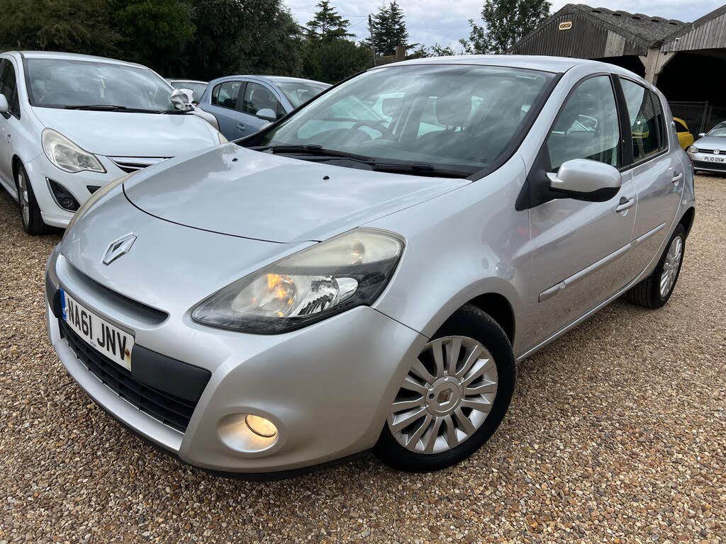 2011 Renault Clio 1.2 I - Music 16v (75bhp)(Euro V) Hatchback 5d
